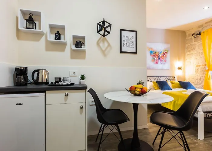 Angie Central Rooms